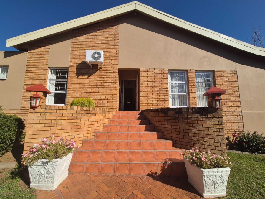 4 Bedroom Property for Sale in Hillsboro Free State